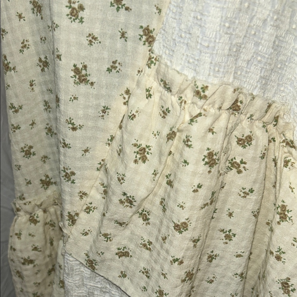 POL Floral Tiered Spaghetti-Strap Maxi Dress - Cream size medium - Picture 16 of 16